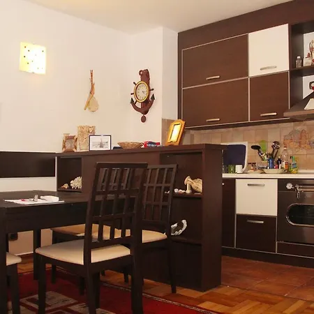 Monte Top Family Apart Апартаменти *